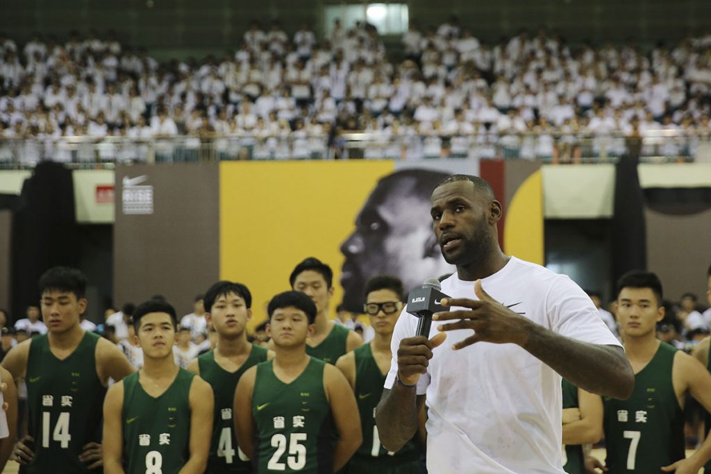 lebron-james-china-04_original