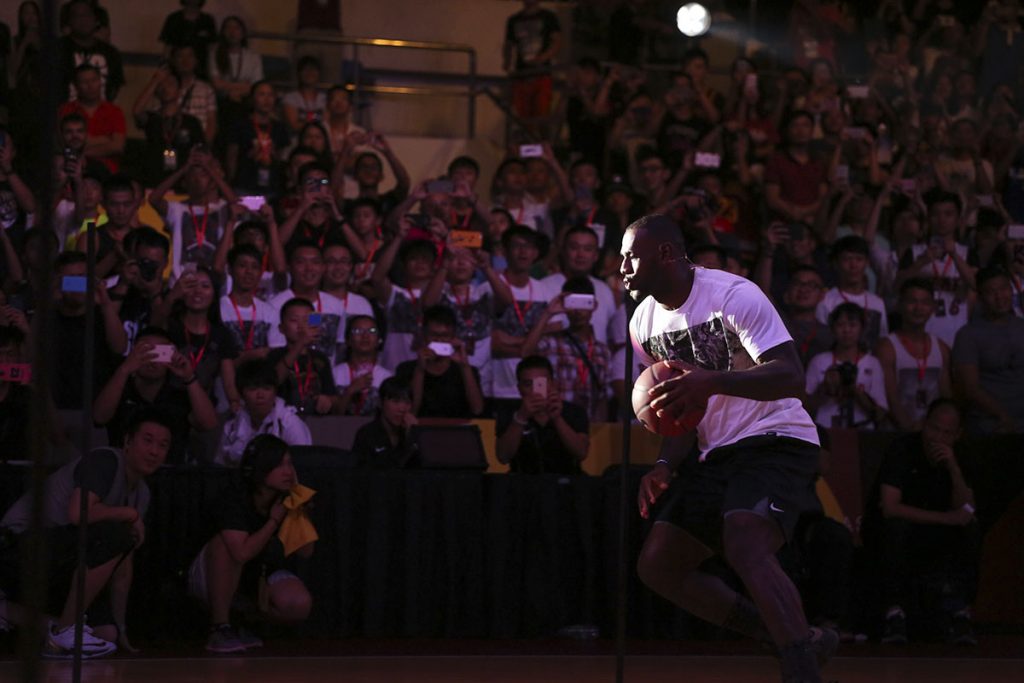 lebron-james-china-tour-03_original