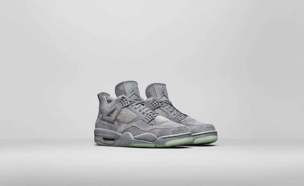 JD_4_RETRO_KAWS_930155-033_A4_Pair_original